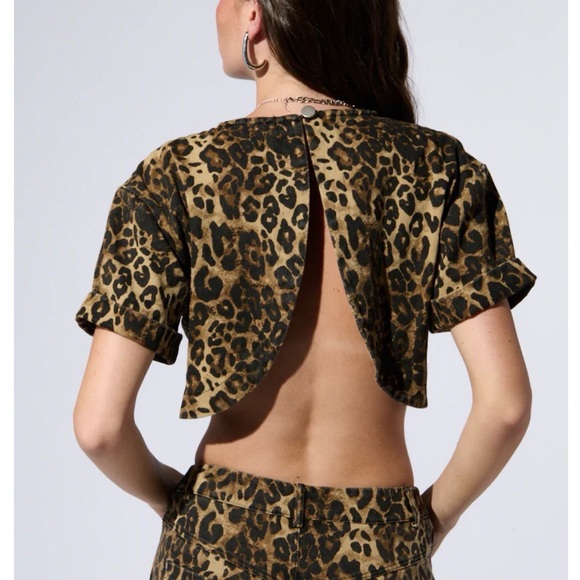 AKIRA CHEETAH TOP Size Small - Picture 4 of 10